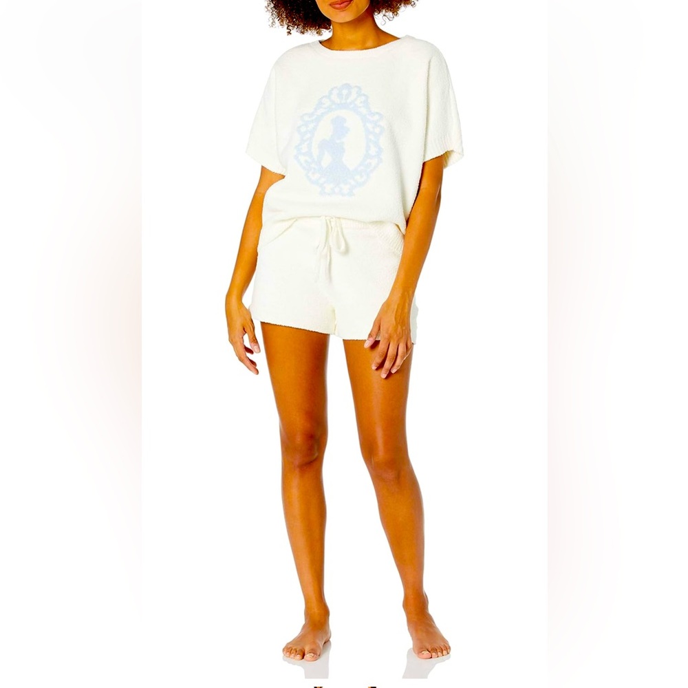 NWT Barefoot Dreams / Disney Princess Collab fuzzy lounge set